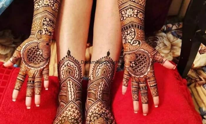 Mehandi artist Shimla