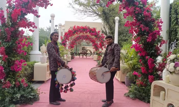 New Famous Musical Band Party