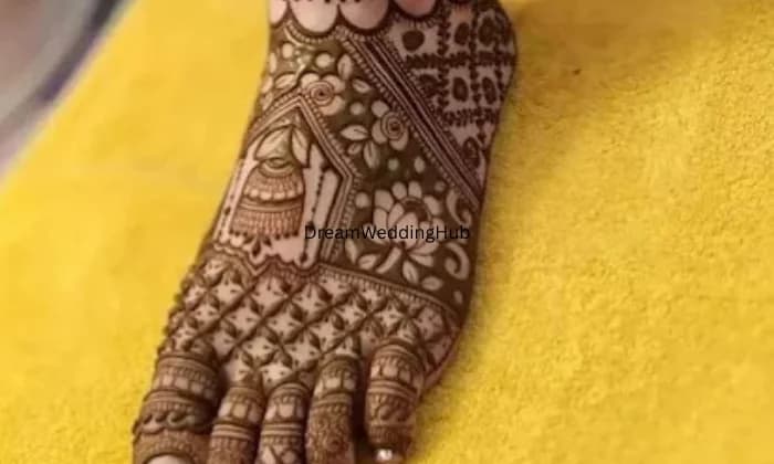 Deepak Mehandi Art Noida