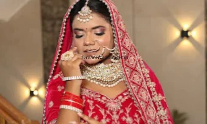 Sweetis MAKEOVER ACADEMY