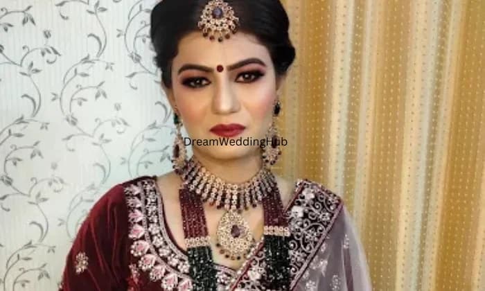 STUDIO11 Family Salon Hisar