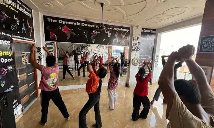 Groove ouniverse Dance studio