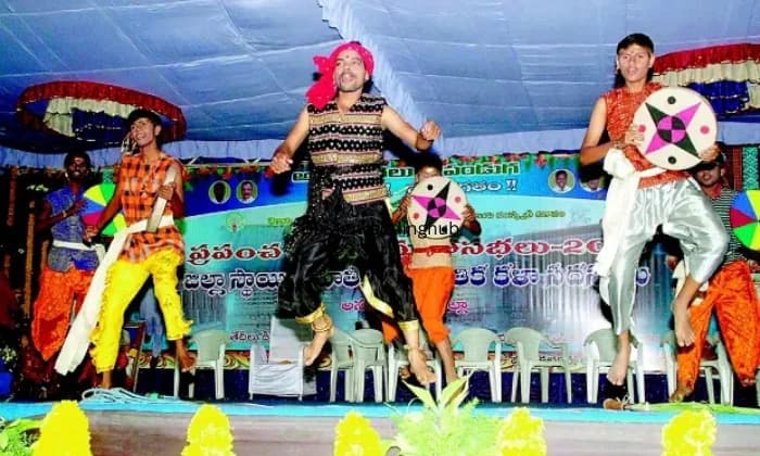 Maqbul Dance  Recording Studio