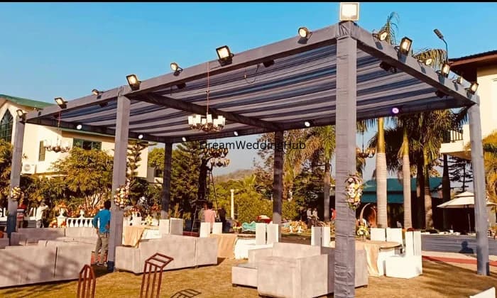 Shri Tirupati Banquet Hall