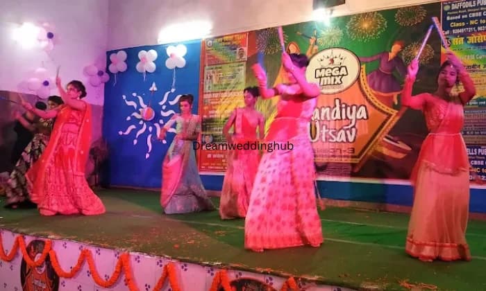 MEGAMIX ART  DANCE SCHOOL