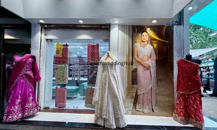 HOUSE OF TRADITIONALS BY