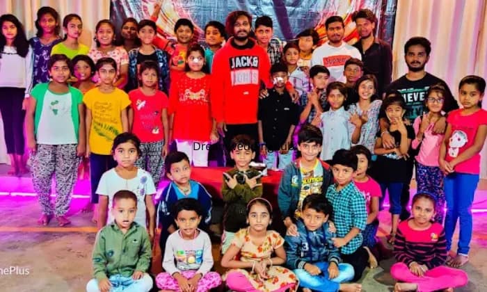 Lucky Dance And Art Studio