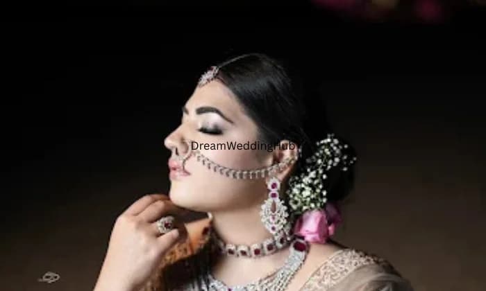 Artistry by Divya Midha