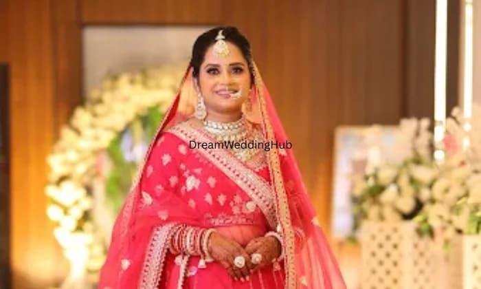 Kashish beauty parlour