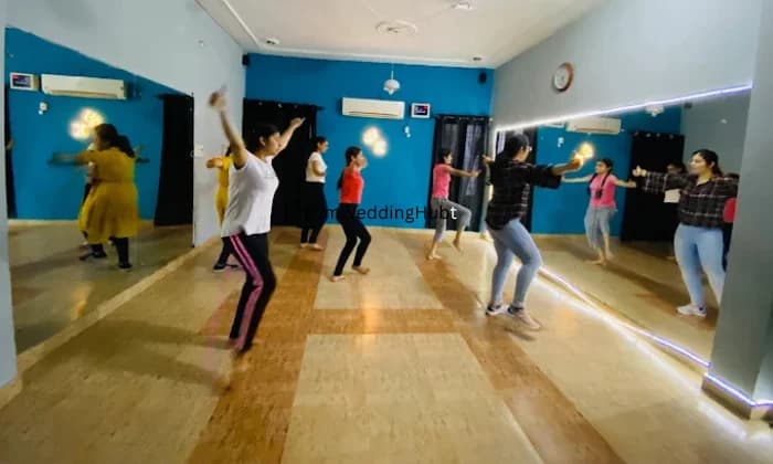 Kaurgeous Bhangra studio