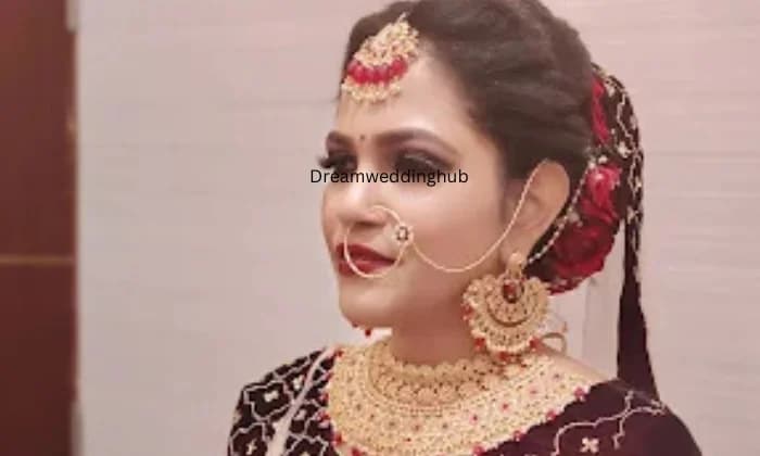 Diyas Glam Touch Makeover Studio