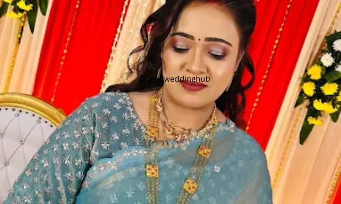 Munmuns Bridal Makeup  Academy