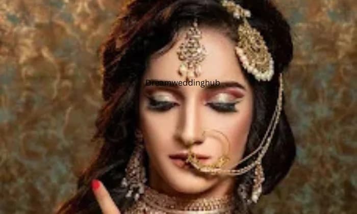 The LOOKS MAKEOVER LUXURY SALON