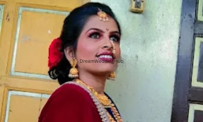 Asmitas Beauty  makeup studio