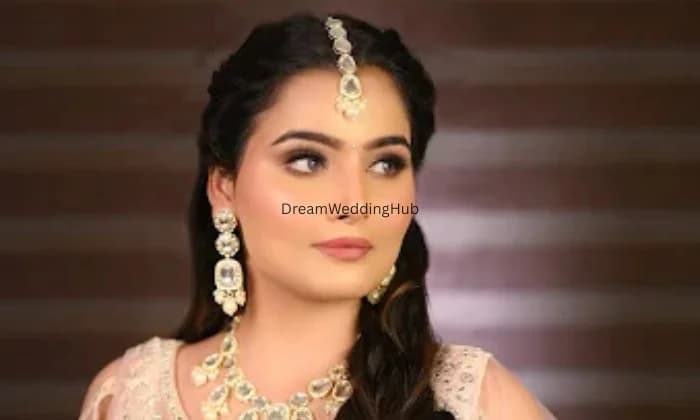 The Face Studio By Saloni Batra