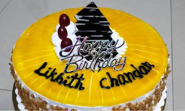 Radhees kitchen home bakery