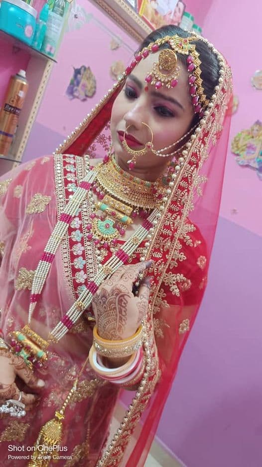 Creation Beauty Parlour Creation Beauty Parlour