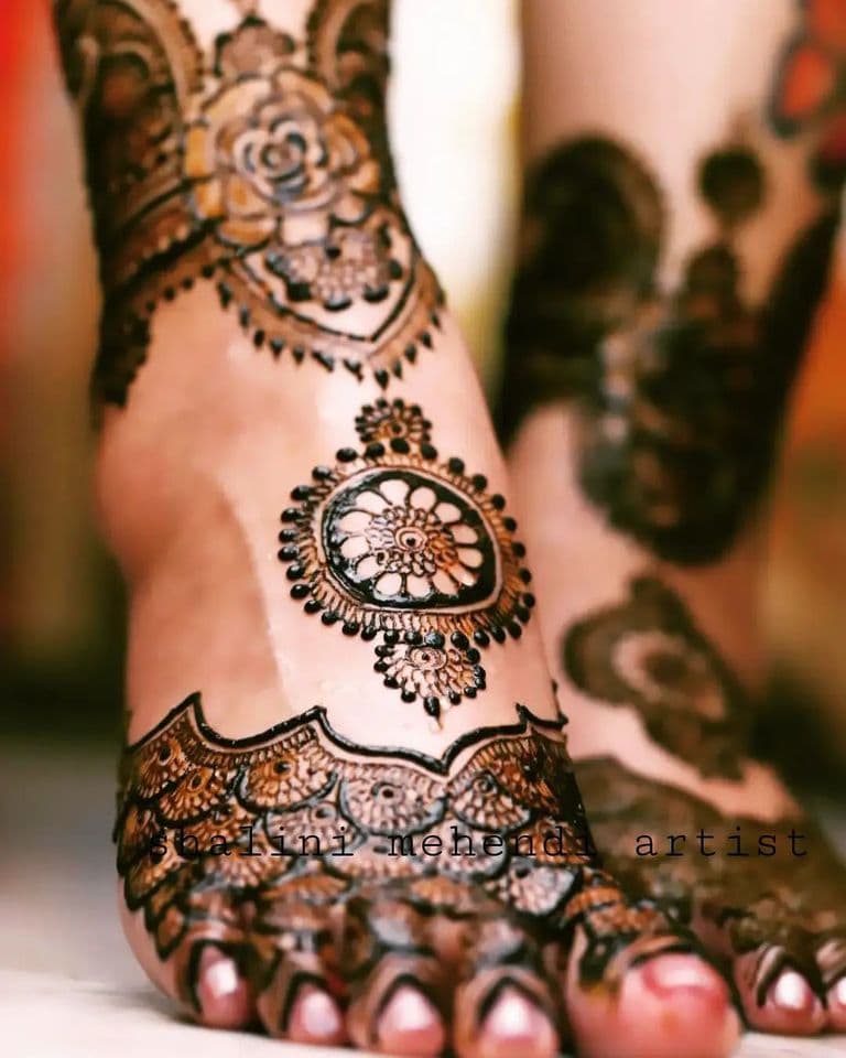 Shalini Mehendi Artist Shalini Mehendi Artist