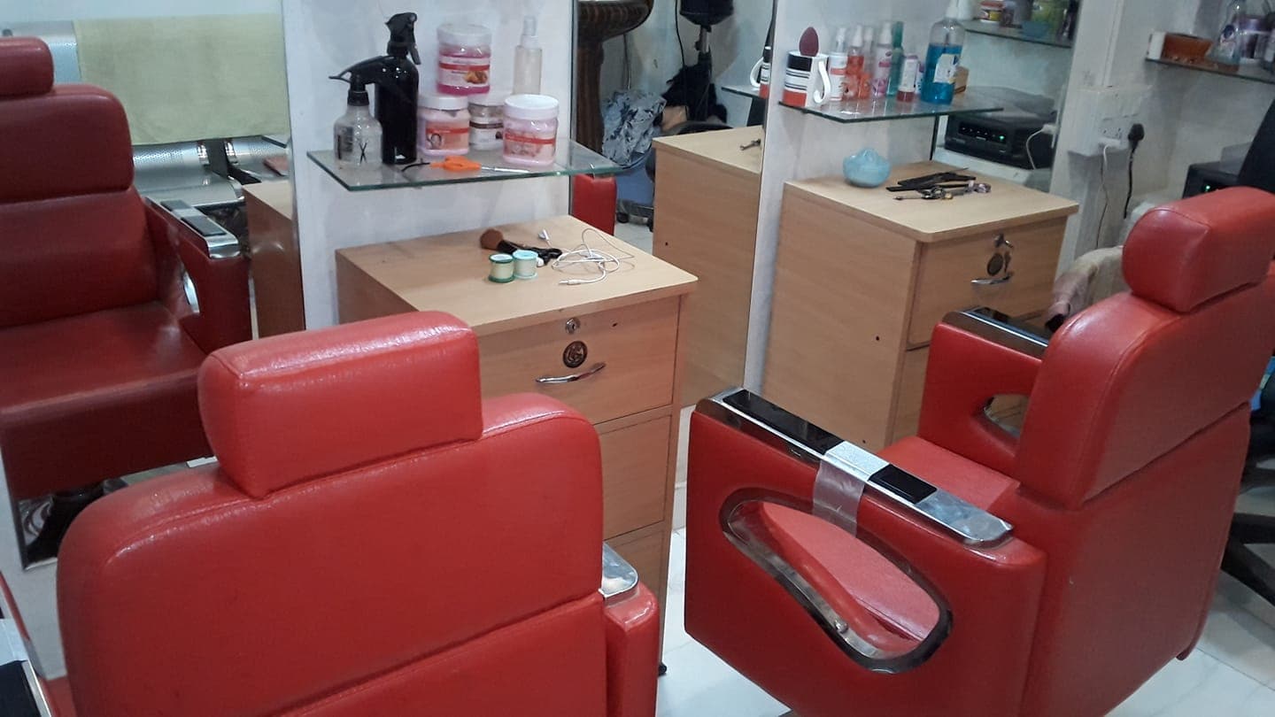 Gorgeous Beauty Parlour Gorgeous Beauty Parlour