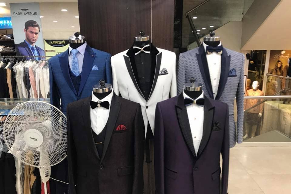 SAVARIYA GROOM SAVARIYA GROOM