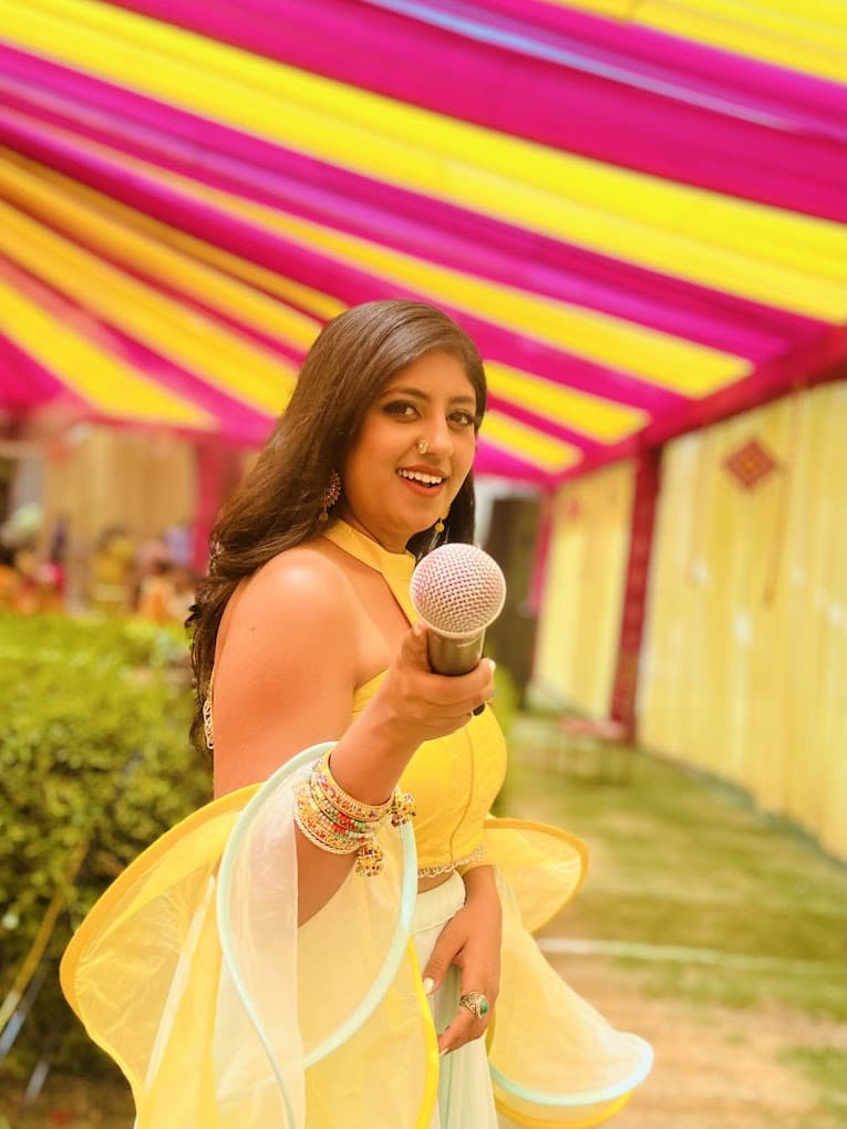 Anchor Pia Vaswani Anchor Pia Vaswani