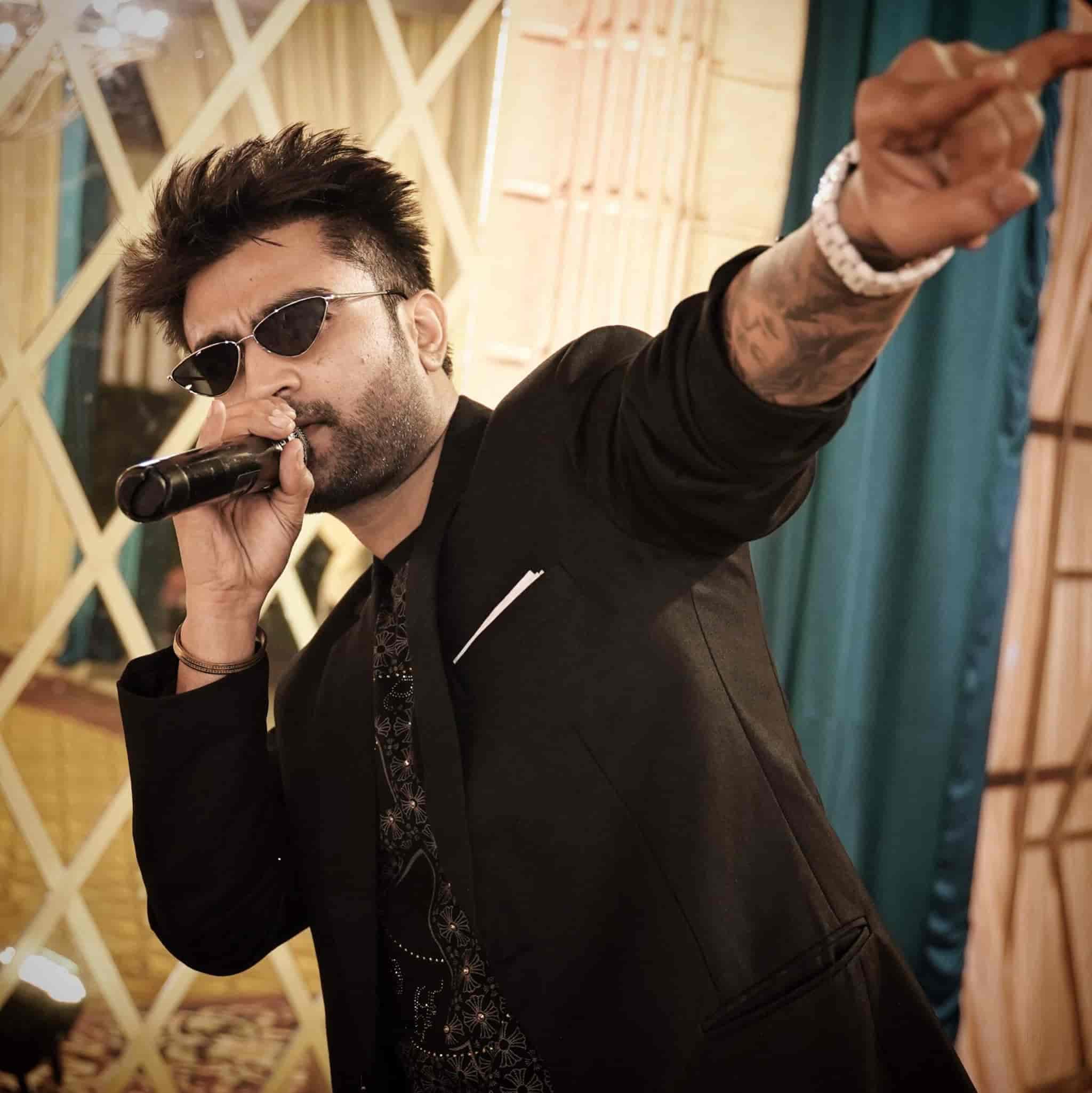 Honey Arora Honey Arora