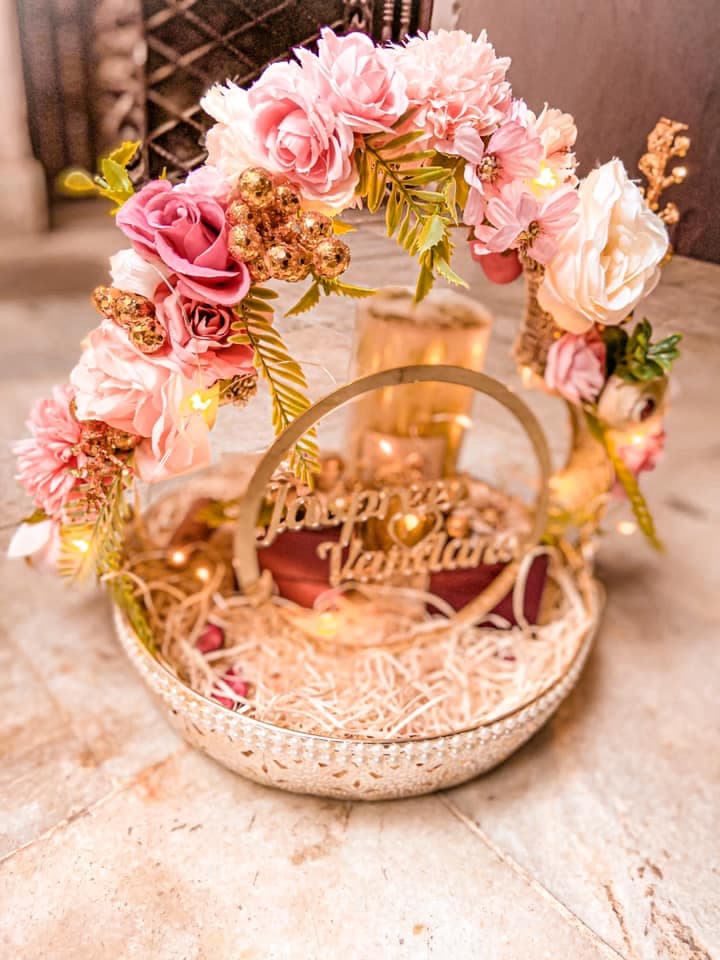 Bespoke Storiez Bespoke Storiez