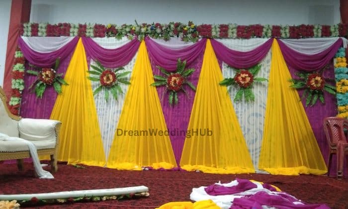 Pitambra car flower decoration Pitambra car flower decoration