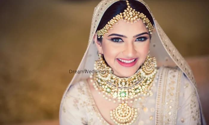 Shiny World Ladies Beauty Shiny World Ladies Beauty