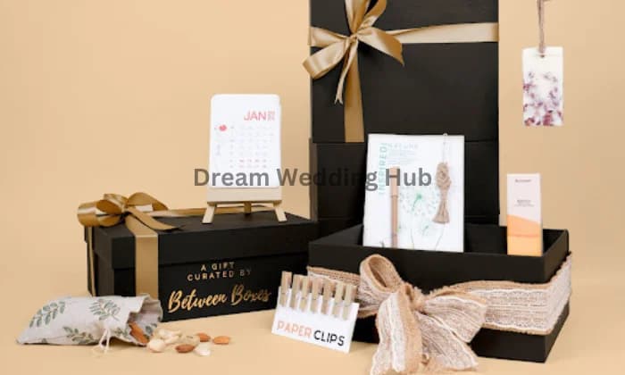 Between Boxes Between Boxes