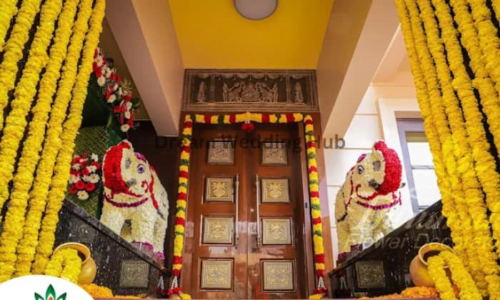 Thirumala flower decorator Thirumala flower decorator