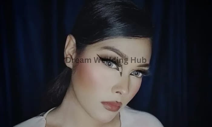 Mamoni Makeup Studio Mamoni Makeup Studio