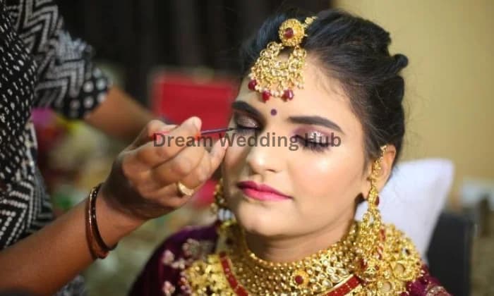 Ranu Jaiswal Makeup Artist Ranu Jaiswal Makeup Artist