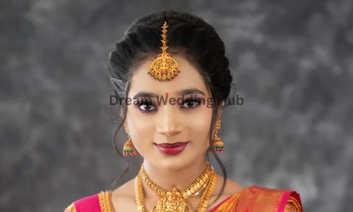 Professional Bridal HD Makeup Artist Professional Bridal HD Makeup Artist
