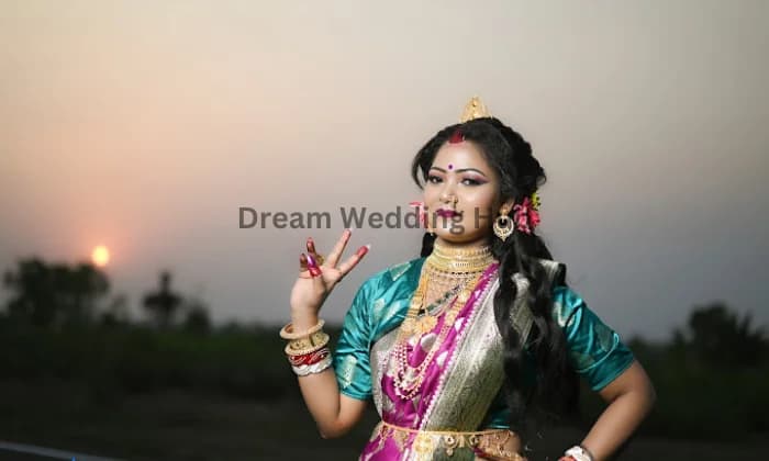 Diamond Touch Ledies Beauty Parlur Mekup Studio Diamond Touch Ledies Beauty Parlur Mekup Studio