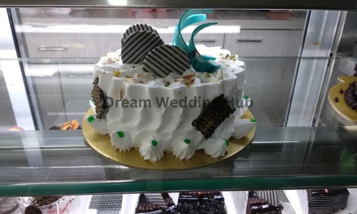 Blooming Bakes Blooming Bakes