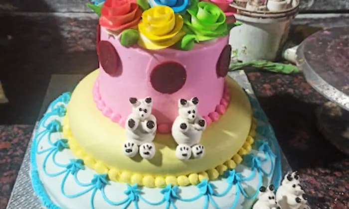 Caucus and Varsities Caucus and Varsities