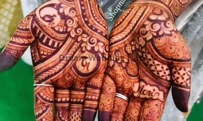 Pari Makeover Mehendi Artist Pari Makeover Mehendi Artist