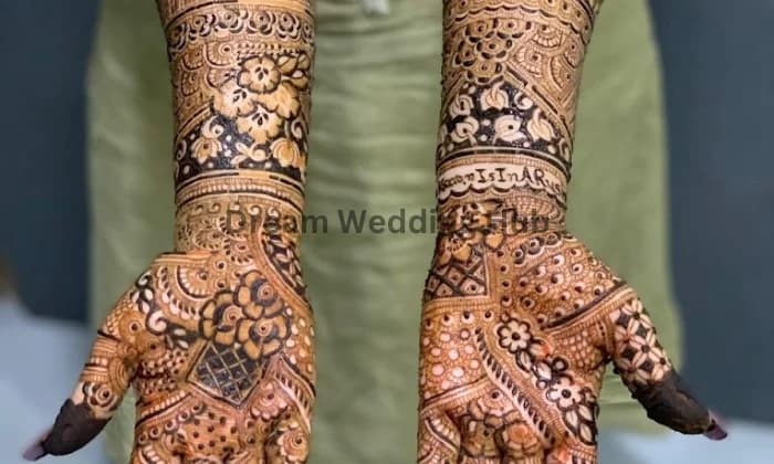 Farzeen Mehndi Artist Farzeen Mehndi Artist