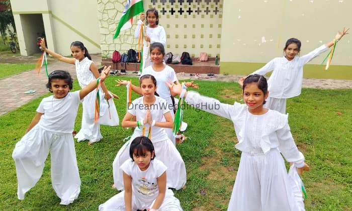 DANCING HOUSE DANCING HOUSE
