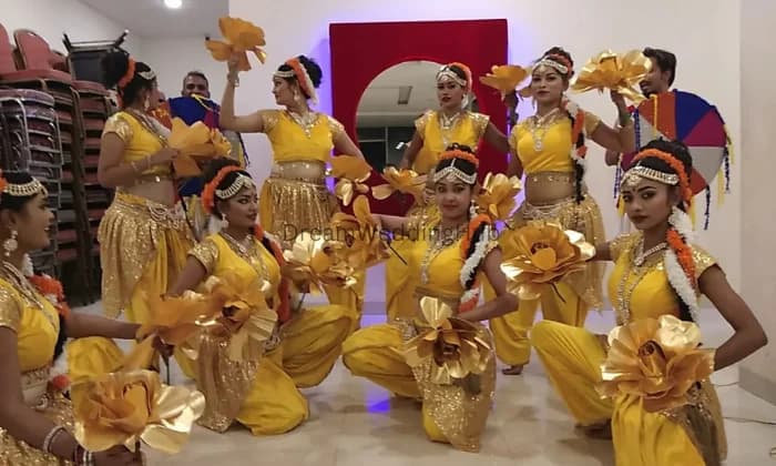 AVI Dance Troupe Events AVI Dance Troupe Events