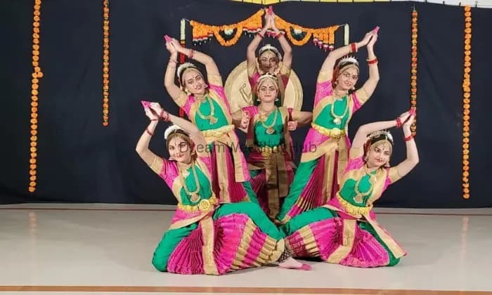 Shasta a complete dance fitness studio Shasta a complete dance fitness studio