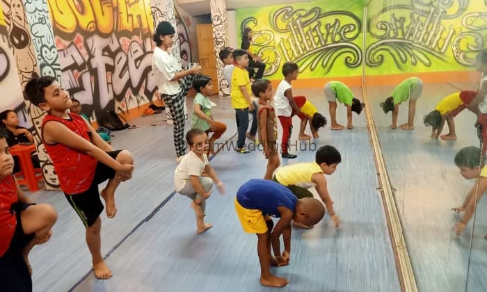 The Royals Dance studio The Royals Dance studio