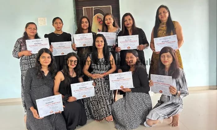 Priya Patel mehendi art Priya Patel mehendi art