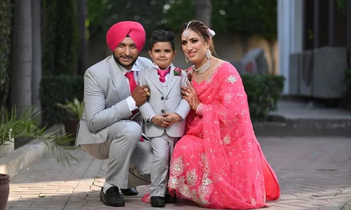 Devgun Art Studio Devgun Art Studio