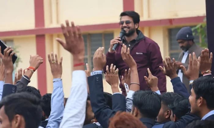 Anchor and Actor Ajay Kumar Solanki Anchor and Actor Ajay Kumar Solanki