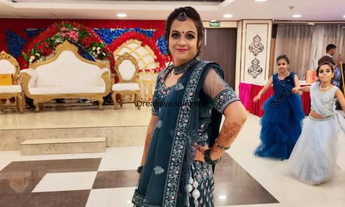 Shree Ganesh Saree Centre Shree Ganesh Saree Centre