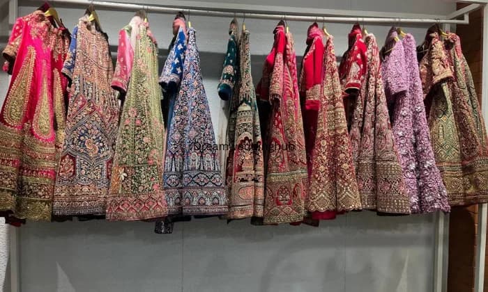 Raveenas Boutique Raveenas Boutique