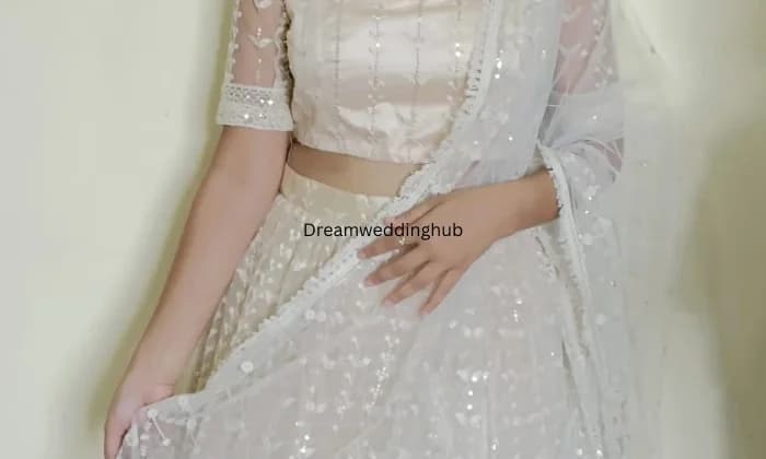 RENTAL DRESS and UMA FASHION RENTAL DRESS and UMA FASHION