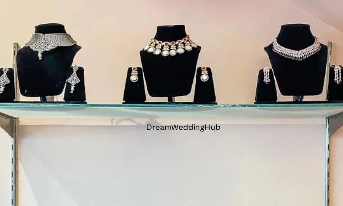 The Velvet Box Wedding Essentials The Velvet Box Wedding Essentials